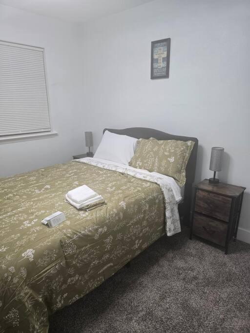 Sweet Haven Near Airport, Restaurants Plus Car Rental Available Upon Request Irving Exterior photo